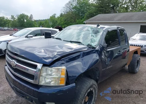 2007 Chevrolet Silverado 1500 Ltz z USA, uszkodzony, nr VIN 2GCEK190171546488